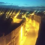 Antica Via Delle Aie 아파트 *