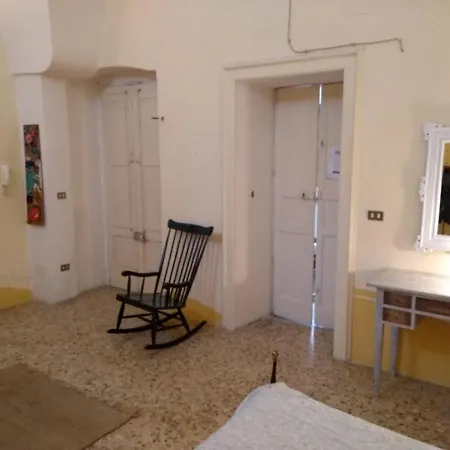 Antica Via Delle Aie Appartement *