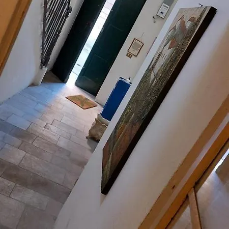 Antica Via Delle Aie